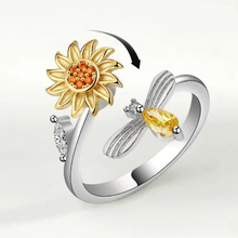 Laden Sie das Bild in den Galerie-Viewer, &quot;Solina&quot; – Damenring Sonnenblume &amp; Biene – Drehbar, versilbert mit Strass